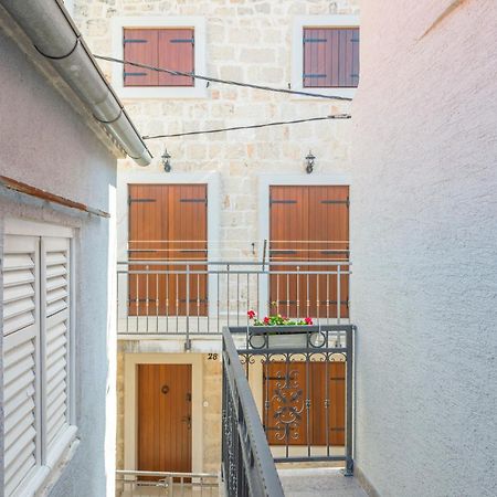 Apartments Roma Baška Voda Eksteriør bilde