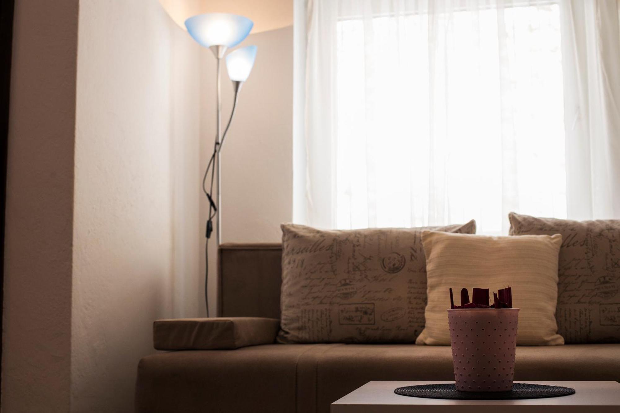 Apartments Roma Baška Voda Eksteriør bilde