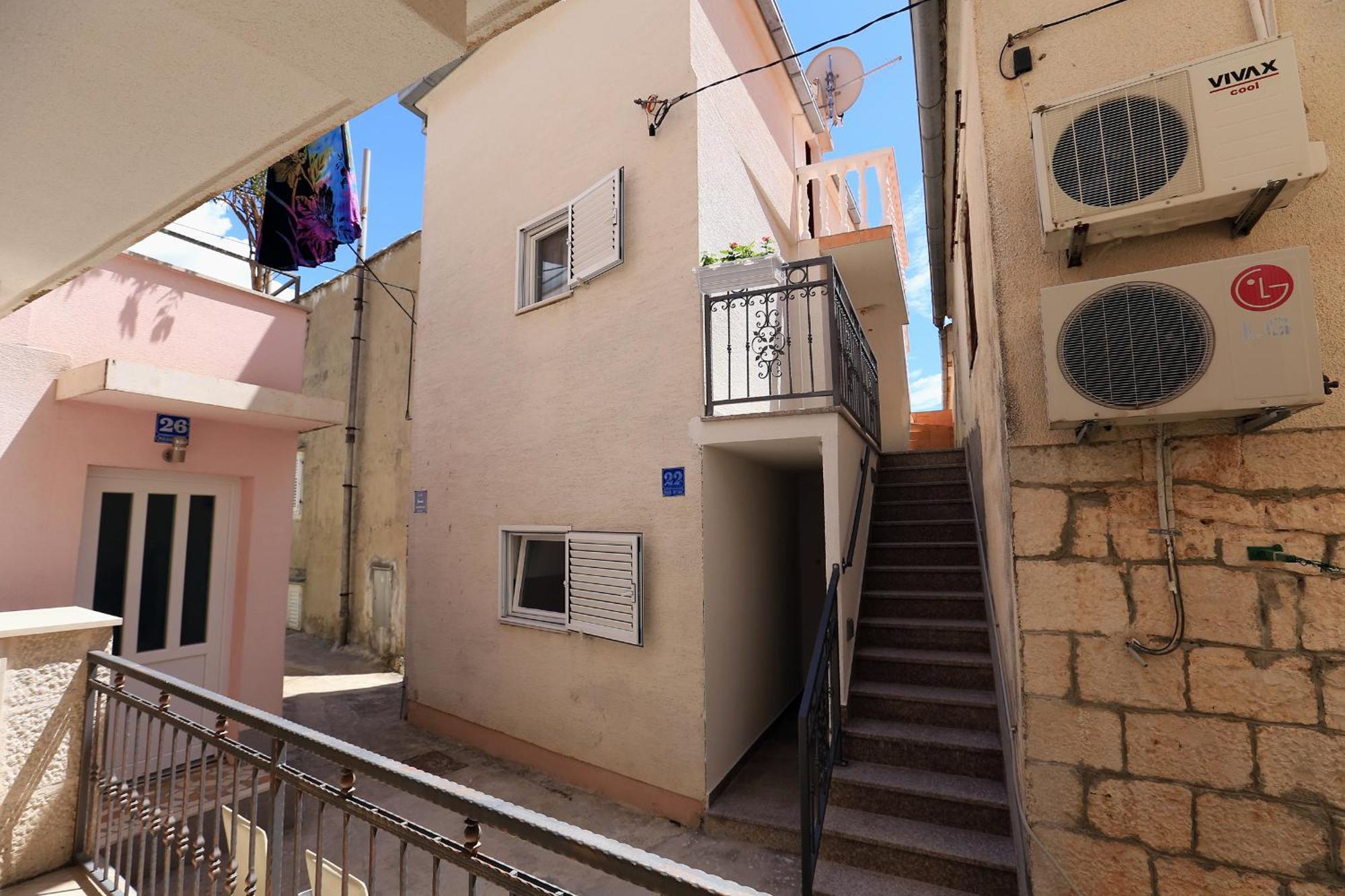 Apartments Roma Baška Voda Eksteriør bilde