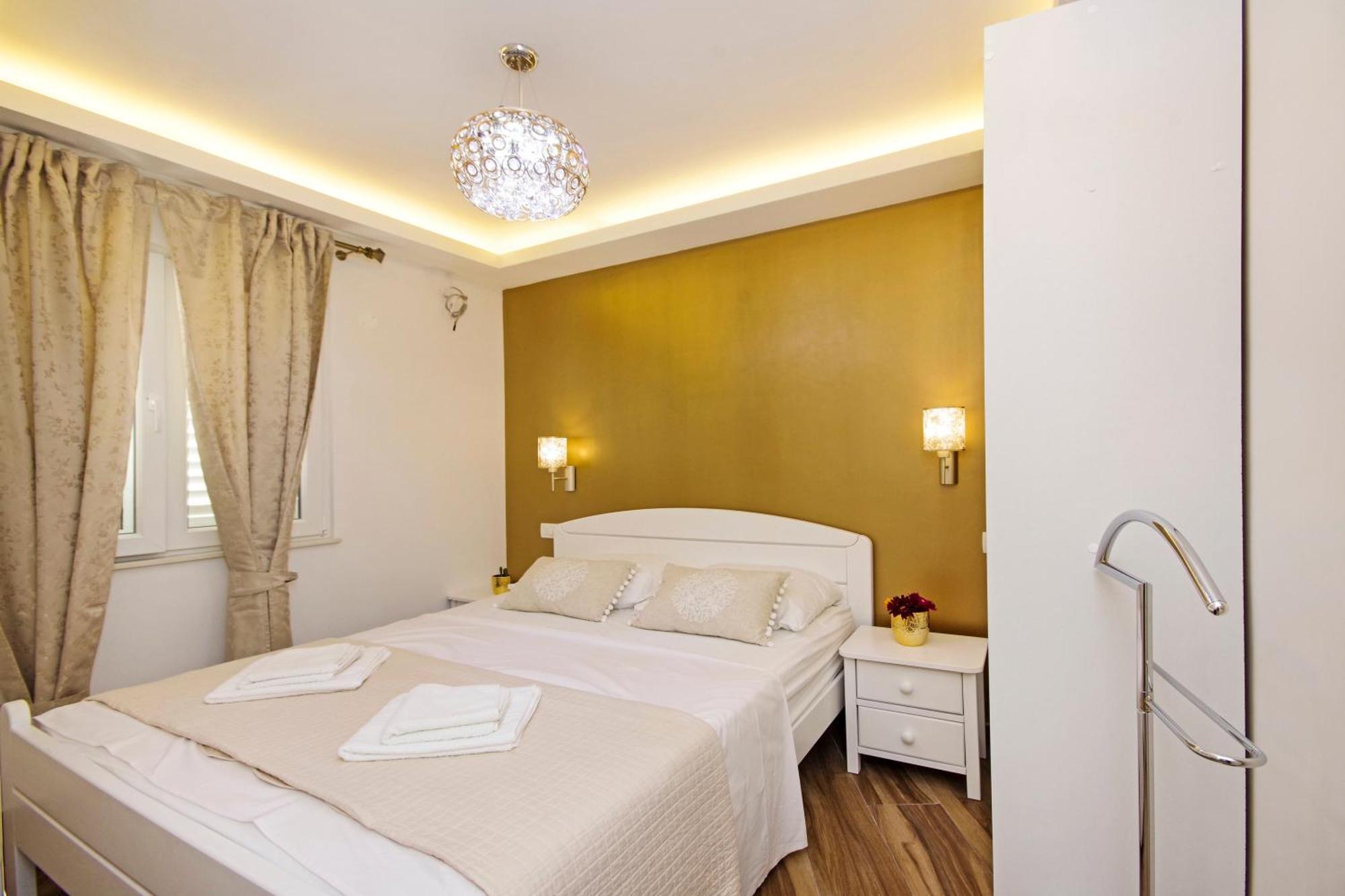 Apartments Roma Baška Voda Eksteriør bilde