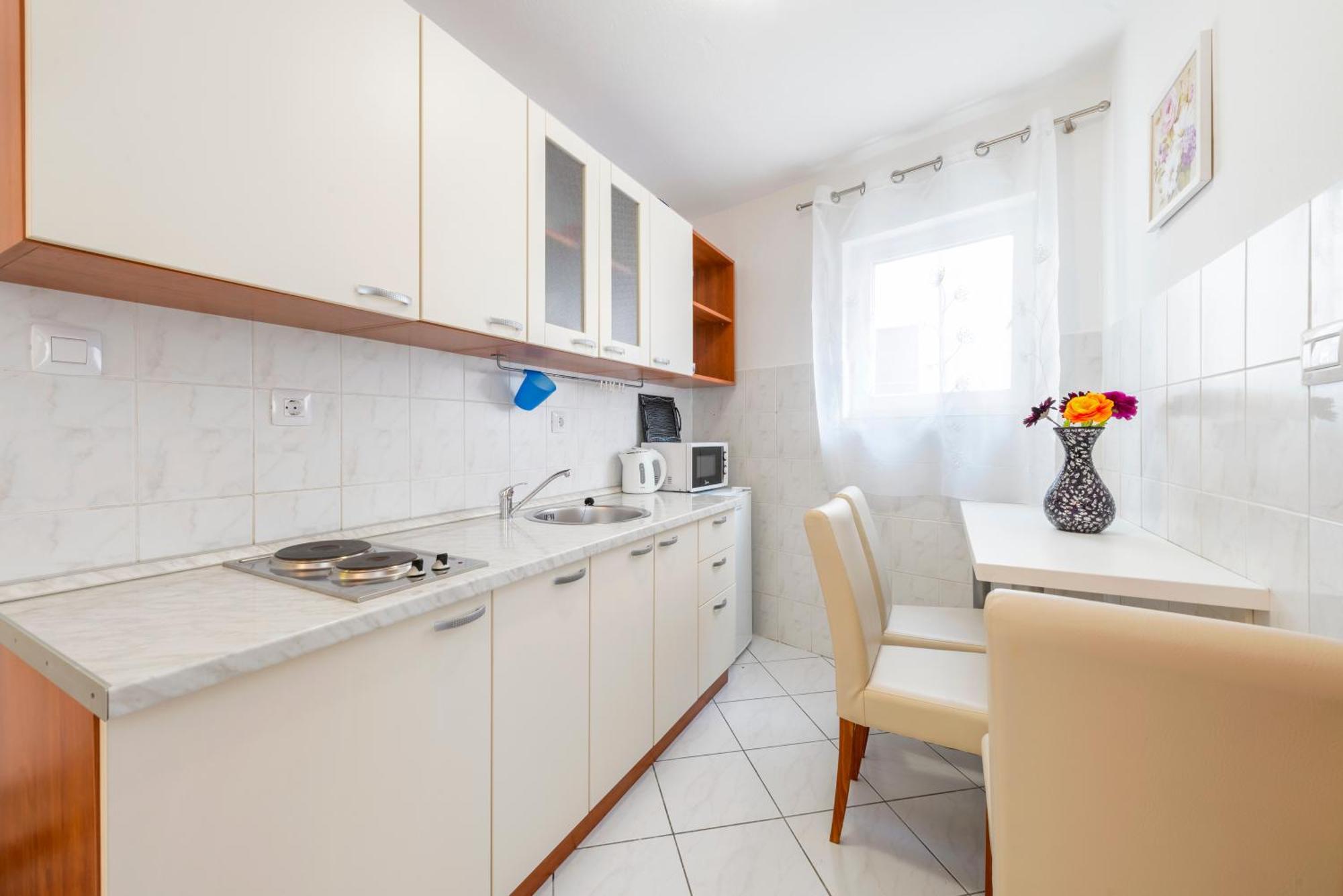 Apartments Roma Baška Voda Eksteriør bilde