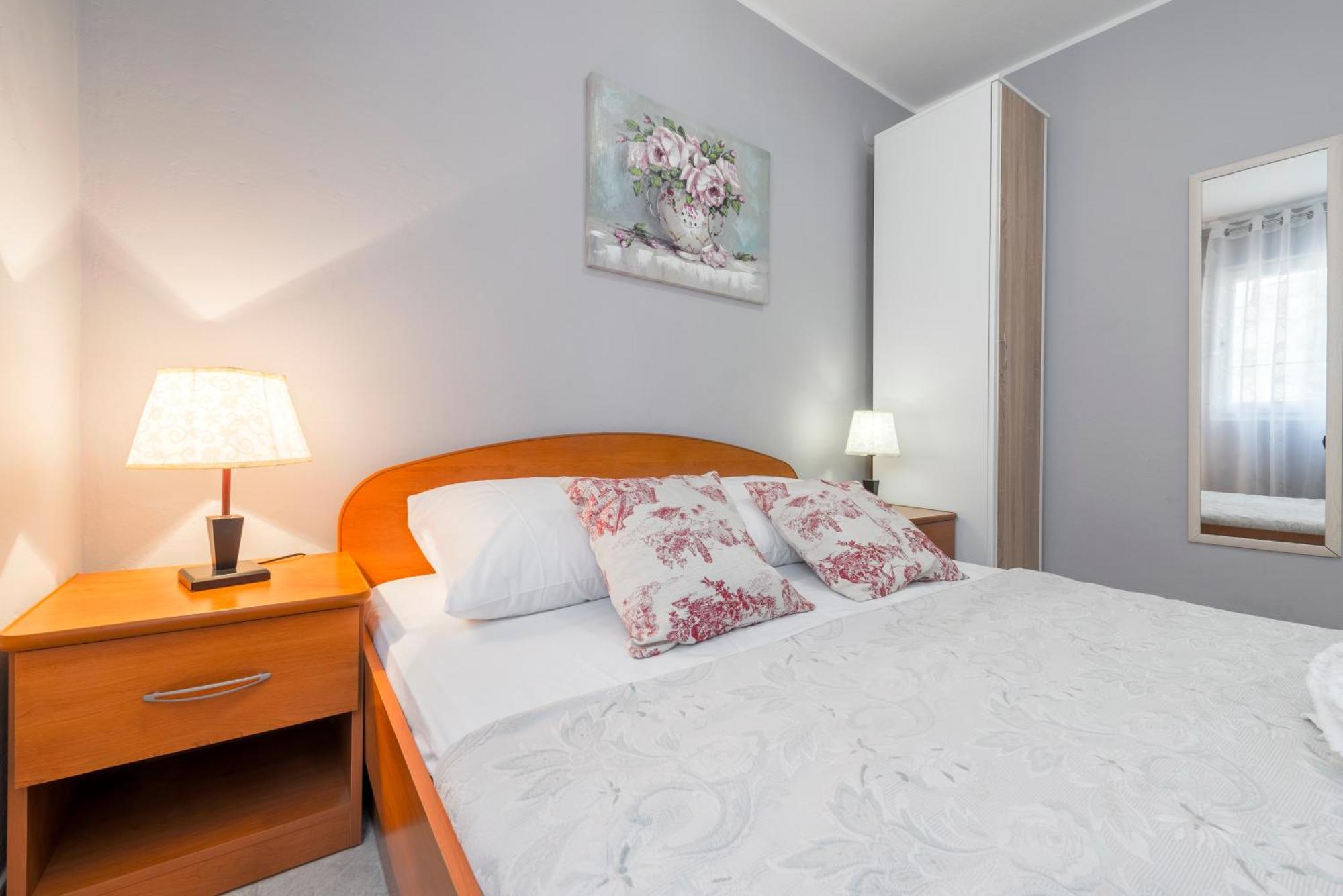 Apartments Roma Baška Voda Eksteriør bilde